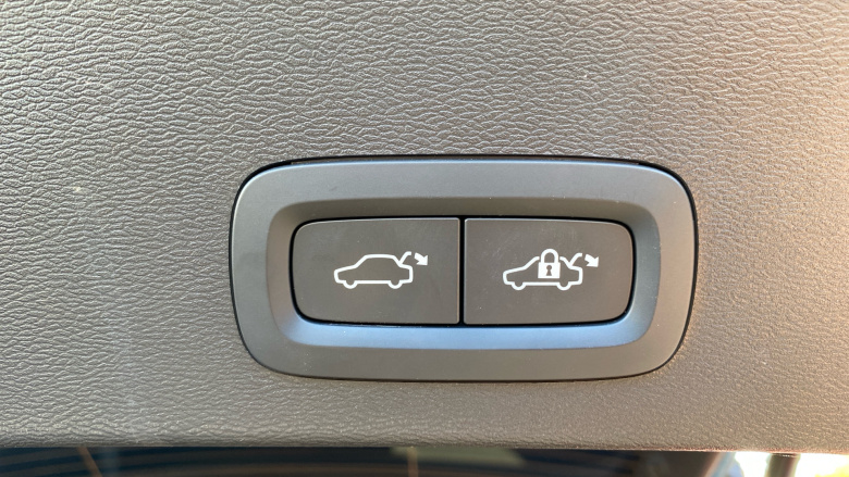 Volvo XC40 300kW Recharge Twin Ultimate 78kWh 5dr AWD Auto Electric Estate